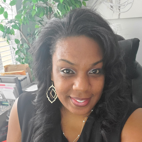 Ieshea Hollins FounderCEO 2022